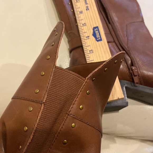 Tall tan leather boots, NEW, side, zipper.  Gibson Latimer size 8 - Picture 5 of 8